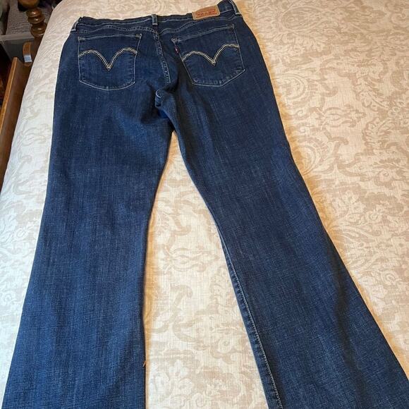 Levi's jeans classic bootcut dark wash with embroidered pocket details Sz 10 - Picture 3 of 11